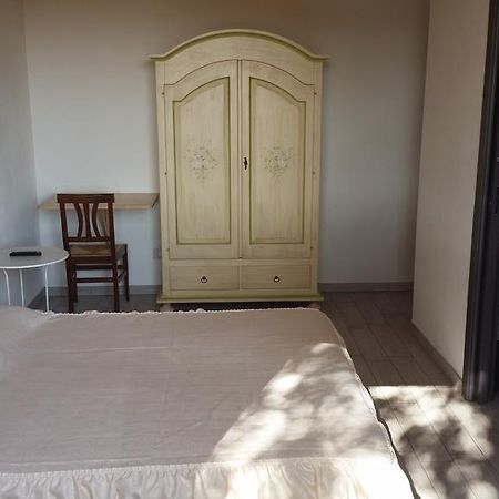B&B Ai Prati Lesignana Buitenkant foto