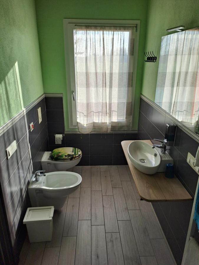 B&B Ai Prati Lesignana Buitenkant foto